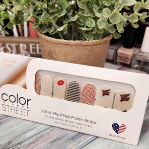 Color Street- Love Park